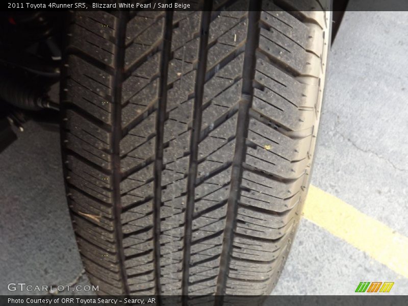 Blizzard White Pearl / Sand Beige 2011 Toyota 4Runner SR5