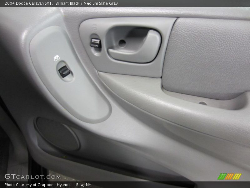 Brilliant Black / Medium Slate Gray 2004 Dodge Caravan SXT