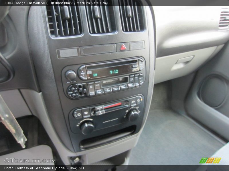 Brilliant Black / Medium Slate Gray 2004 Dodge Caravan SXT