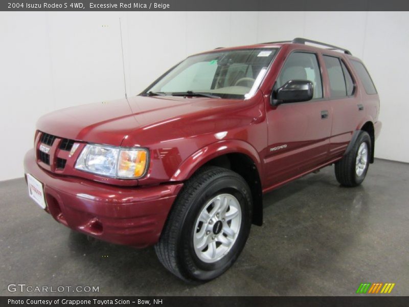 Excessive Red Mica / Beige 2004 Isuzu Rodeo S 4WD