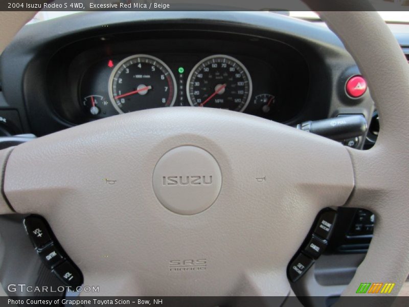 Excessive Red Mica / Beige 2004 Isuzu Rodeo S 4WD