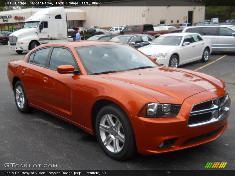 Toxic Orange Pearl / Black 2011 Dodge Charger Rallye