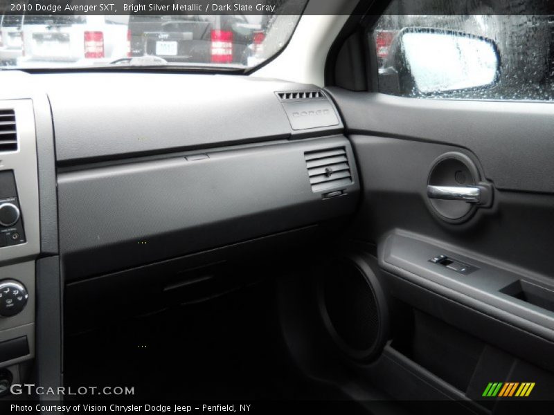 Bright Silver Metallic / Dark Slate Gray 2010 Dodge Avenger SXT