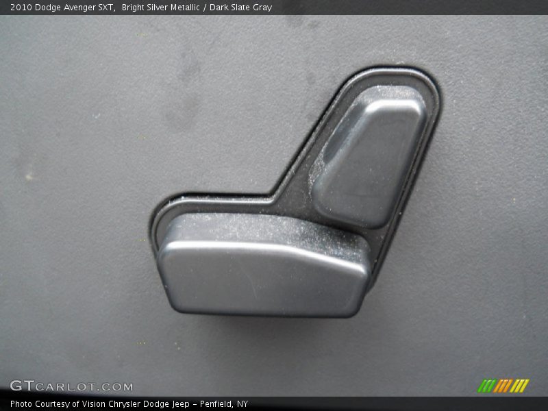 Bright Silver Metallic / Dark Slate Gray 2010 Dodge Avenger SXT