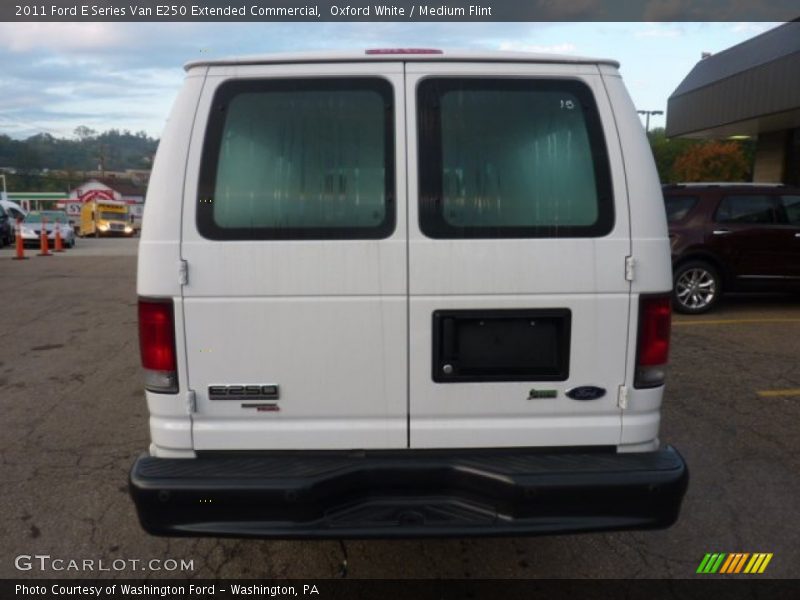 Oxford White / Medium Flint 2011 Ford E Series Van E250 Extended Commercial