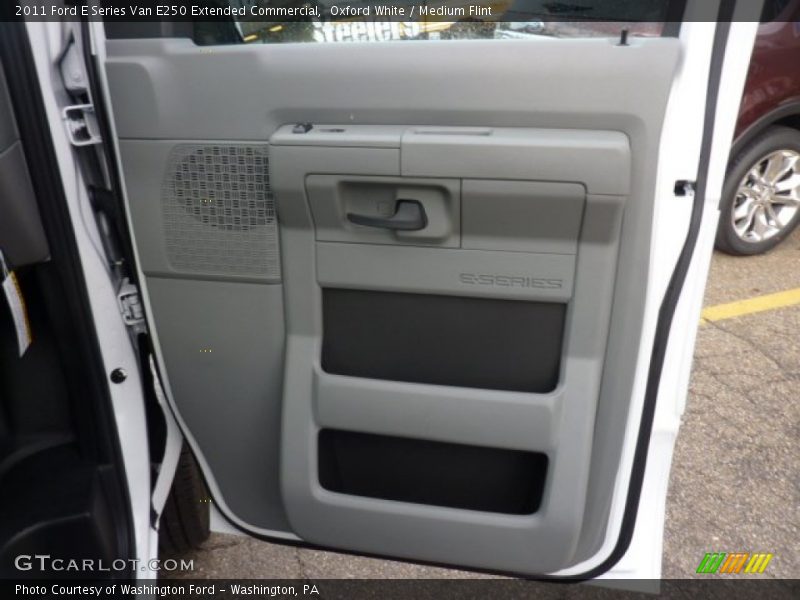 Oxford White / Medium Flint 2011 Ford E Series Van E250 Extended Commercial