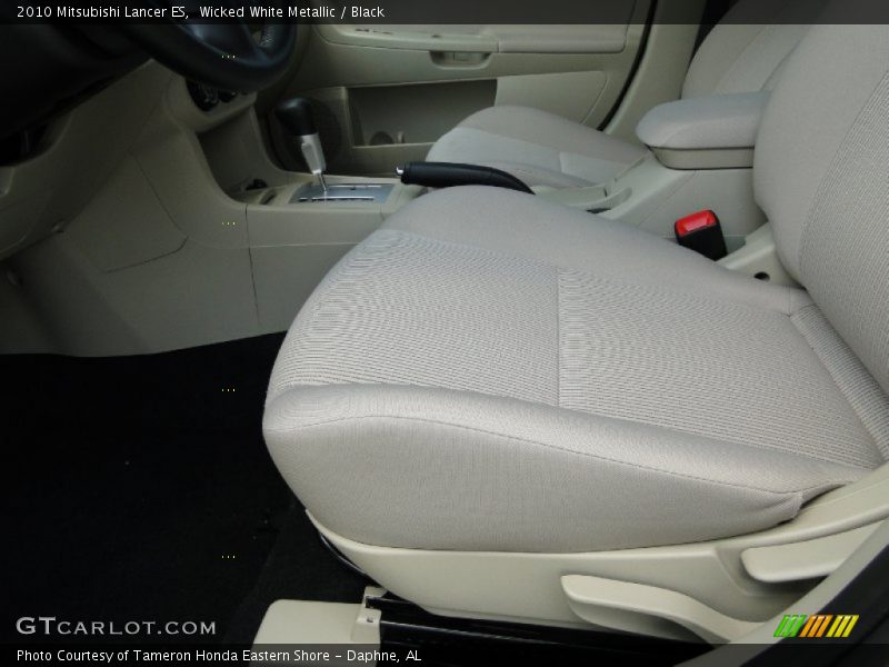 Wicked White Metallic / Black 2010 Mitsubishi Lancer ES