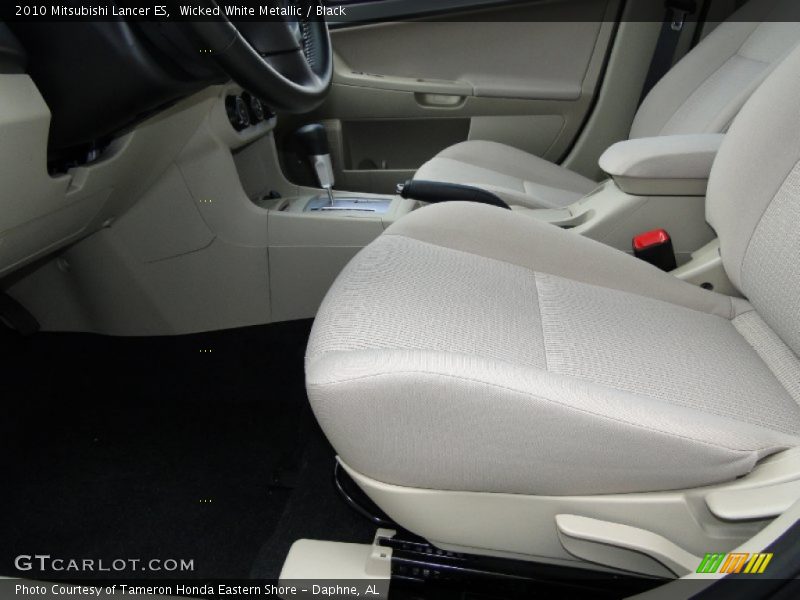 Wicked White Metallic / Black 2010 Mitsubishi Lancer ES