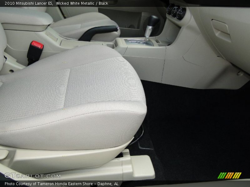 Wicked White Metallic / Black 2010 Mitsubishi Lancer ES