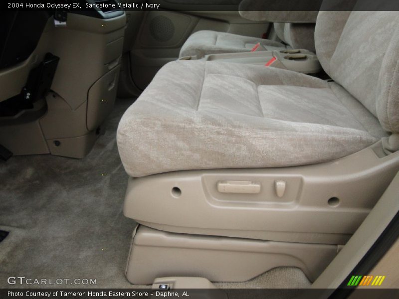Sandstone Metallic / Ivory 2004 Honda Odyssey EX