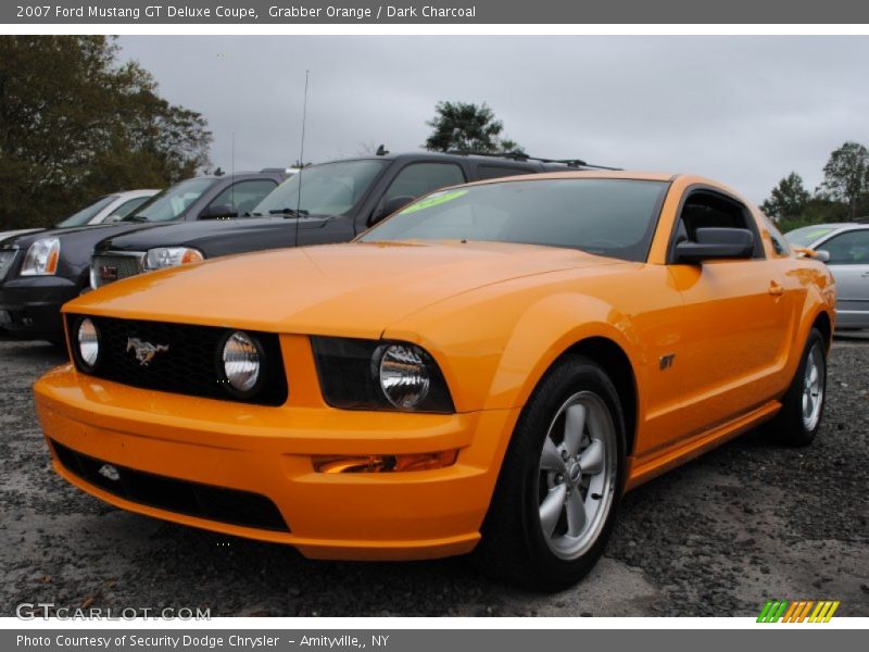 Front 3/4 View of 2007 Mustang GT Deluxe Coupe