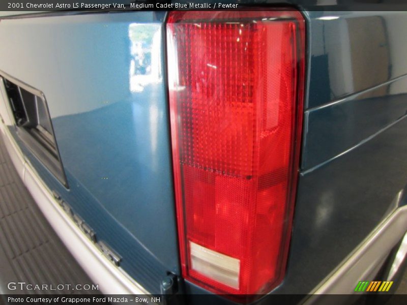 Medium Cadet Blue Metallic / Pewter 2001 Chevrolet Astro LS Passenger Van