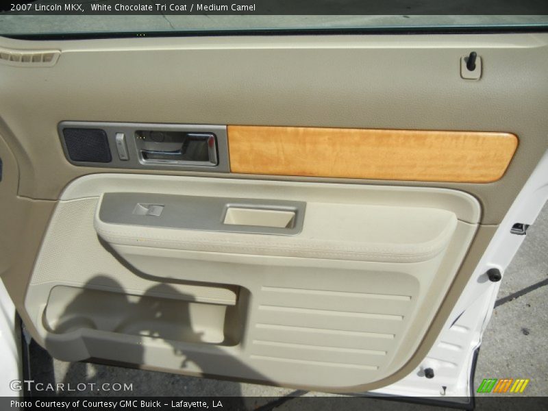 White Chocolate Tri Coat / Medium Camel 2007 Lincoln MKX