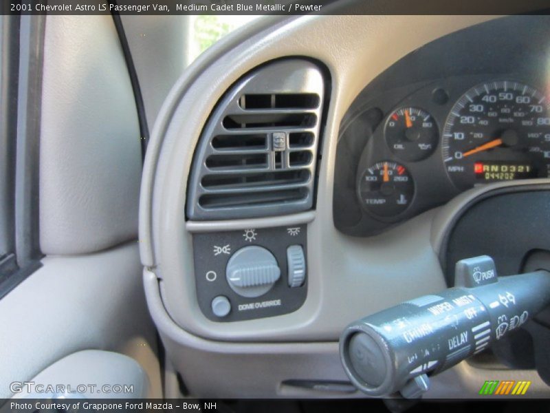 Medium Cadet Blue Metallic / Pewter 2001 Chevrolet Astro LS Passenger Van