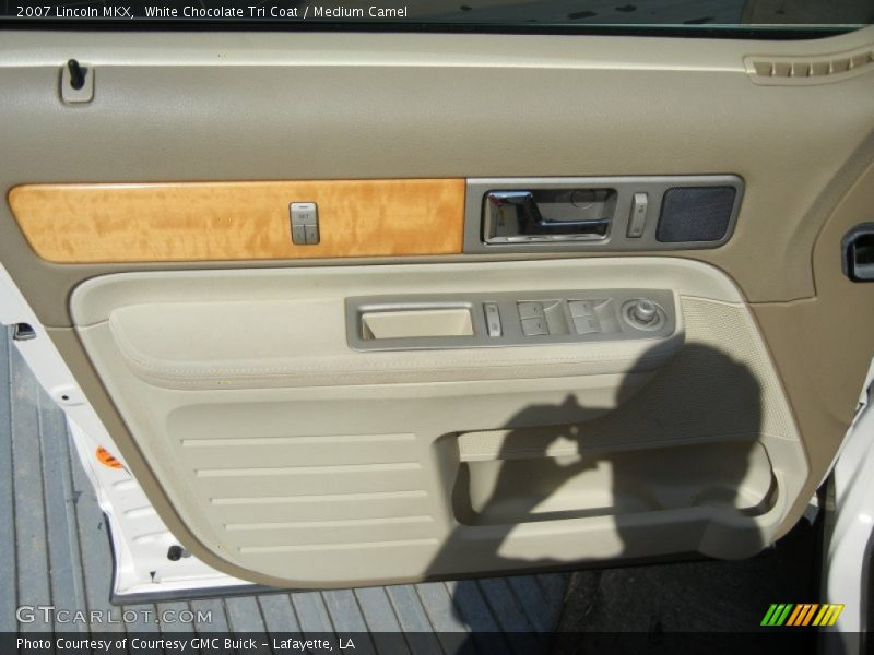 White Chocolate Tri Coat / Medium Camel 2007 Lincoln MKX