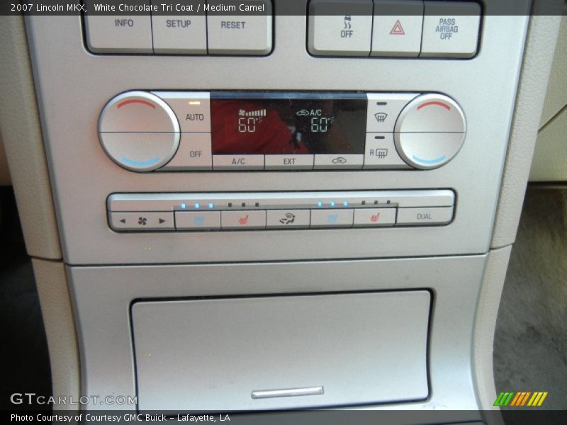 White Chocolate Tri Coat / Medium Camel 2007 Lincoln MKX