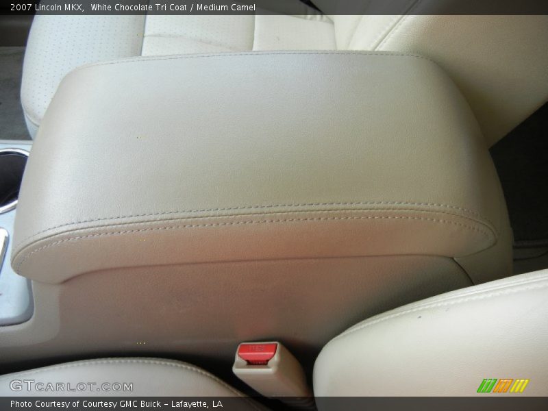 White Chocolate Tri Coat / Medium Camel 2007 Lincoln MKX