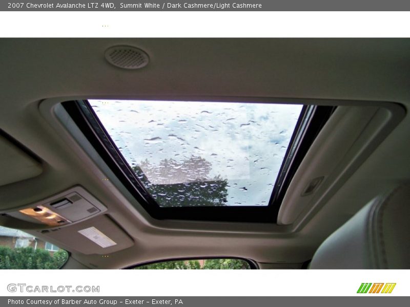 Summit White / Dark Cashmere/Light Cashmere 2007 Chevrolet Avalanche LTZ 4WD