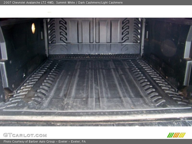 Summit White / Dark Cashmere/Light Cashmere 2007 Chevrolet Avalanche LTZ 4WD