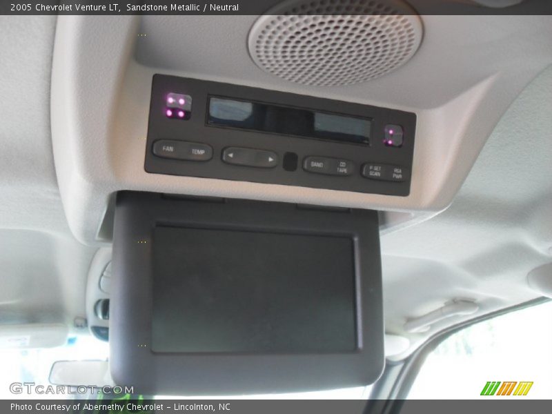 Sandstone Metallic / Neutral 2005 Chevrolet Venture LT