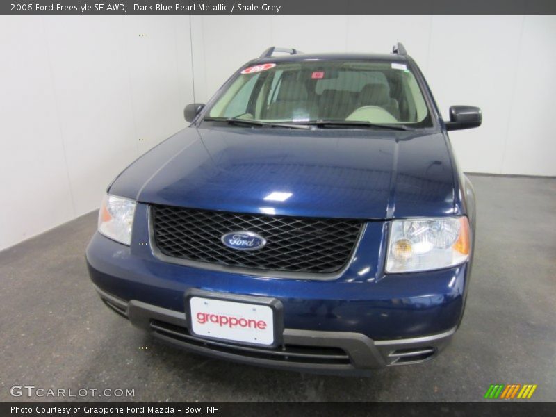 Dark Blue Pearl Metallic / Shale Grey 2006 Ford Freestyle SE AWD
