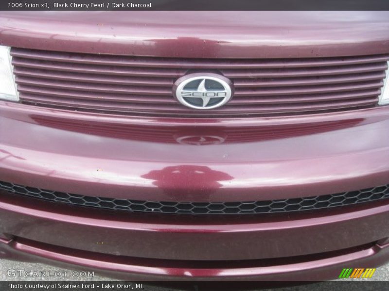 Black Cherry Pearl / Dark Charcoal 2006 Scion xB