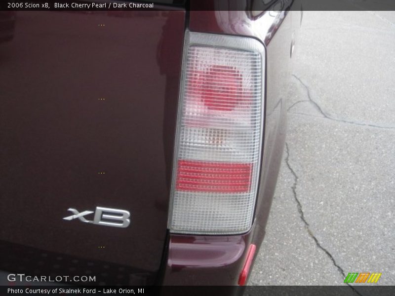 Black Cherry Pearl / Dark Charcoal 2006 Scion xB