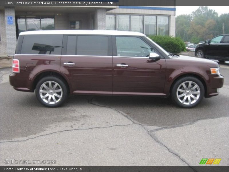 Cinnamon Metallic / Charcoal Black 2009 Ford Flex Limited AWD