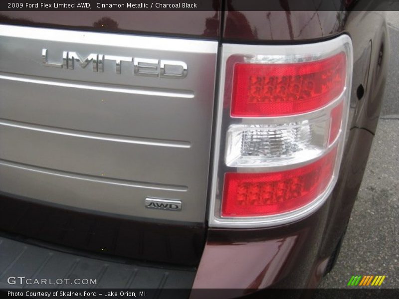 Cinnamon Metallic / Charcoal Black 2009 Ford Flex Limited AWD