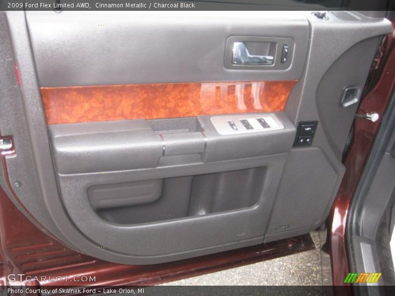 Cinnamon Metallic / Charcoal Black 2009 Ford Flex Limited AWD