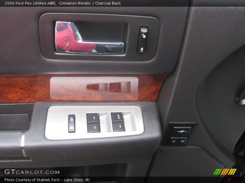 Cinnamon Metallic / Charcoal Black 2009 Ford Flex Limited AWD