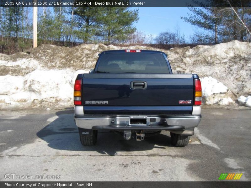 Deep Blue Metallic / Pewter 2005 GMC Sierra 1500 Z71 Extended Cab 4x4