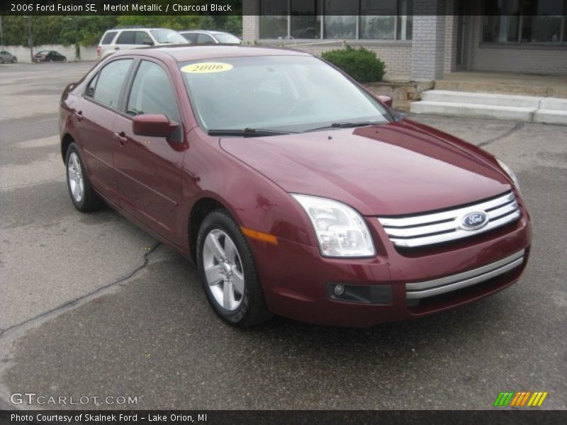 Merlot Metallic / Charcoal Black 2006 Ford Fusion SE