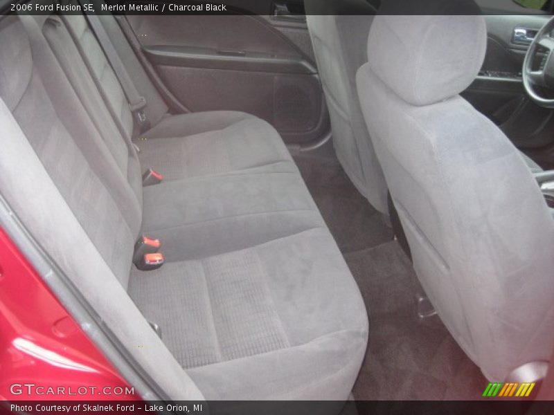 Merlot Metallic / Charcoal Black 2006 Ford Fusion SE