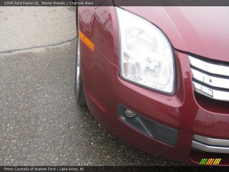 Merlot Metallic / Charcoal Black 2006 Ford Fusion SE
