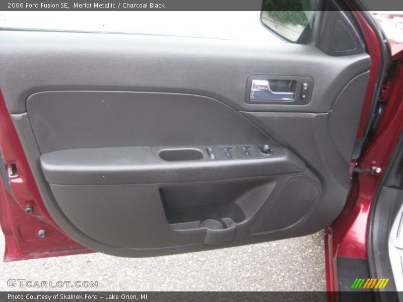 Merlot Metallic / Charcoal Black 2006 Ford Fusion SE
