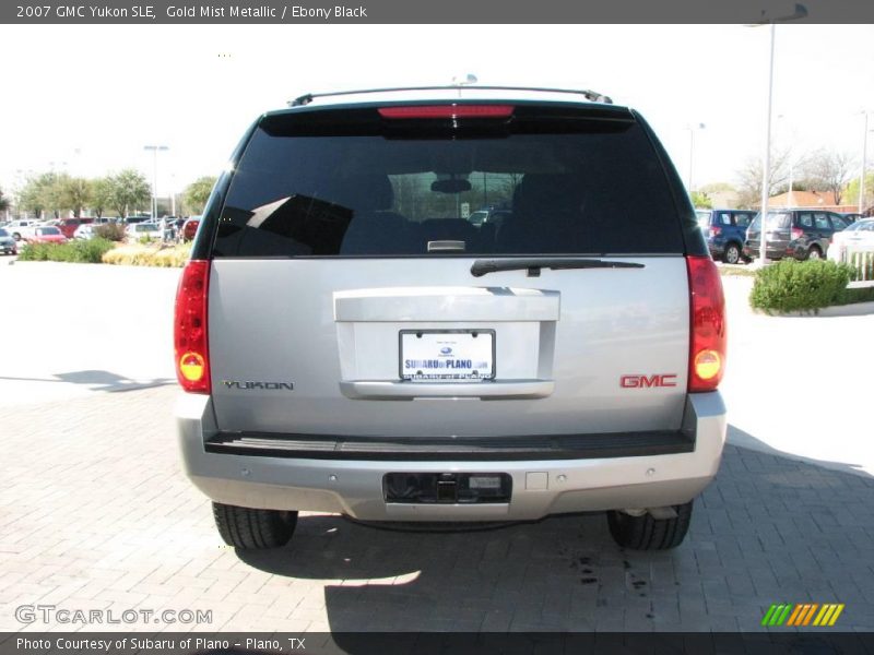 Gold Mist Metallic / Ebony Black 2007 GMC Yukon SLE