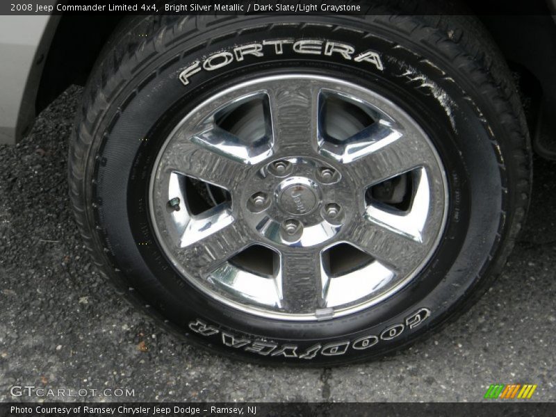 Bright Silver Metallic / Dark Slate/Light Graystone 2008 Jeep Commander Limited 4x4