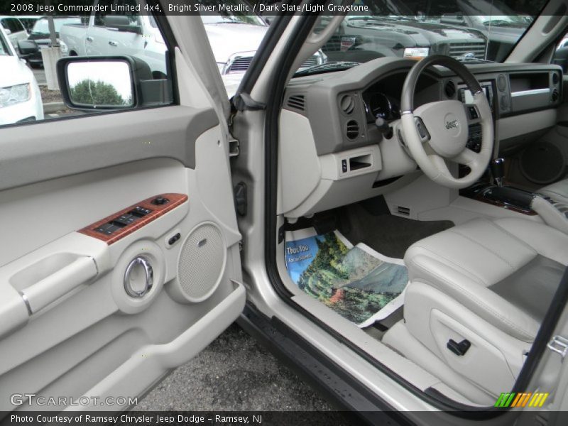 Bright Silver Metallic / Dark Slate/Light Graystone 2008 Jeep Commander Limited 4x4
