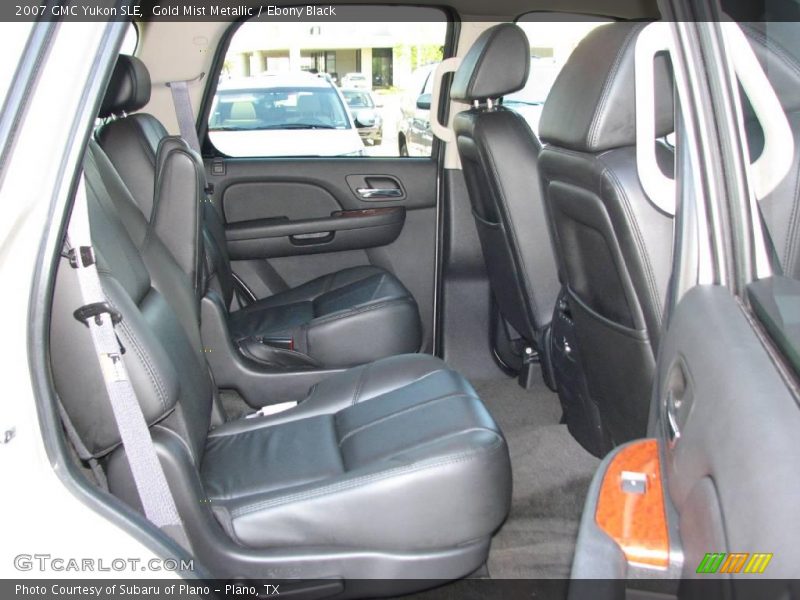 Gold Mist Metallic / Ebony Black 2007 GMC Yukon SLE