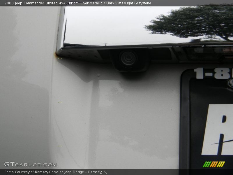 Bright Silver Metallic / Dark Slate/Light Graystone 2008 Jeep Commander Limited 4x4