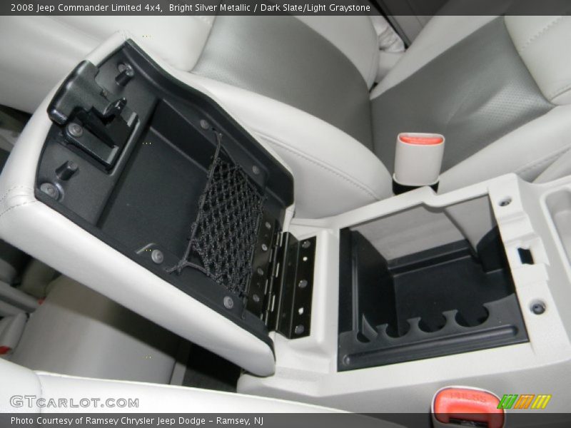 Bright Silver Metallic / Dark Slate/Light Graystone 2008 Jeep Commander Limited 4x4