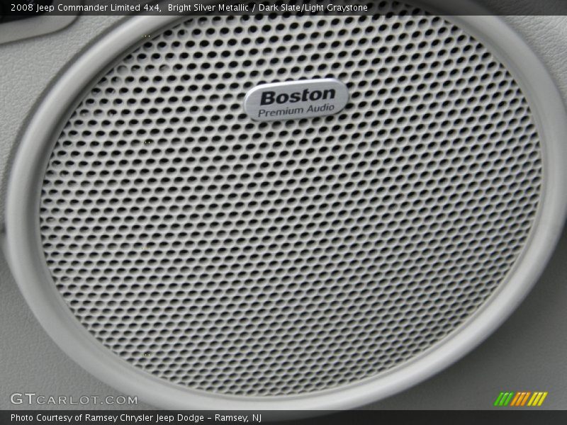 Bright Silver Metallic / Dark Slate/Light Graystone 2008 Jeep Commander Limited 4x4