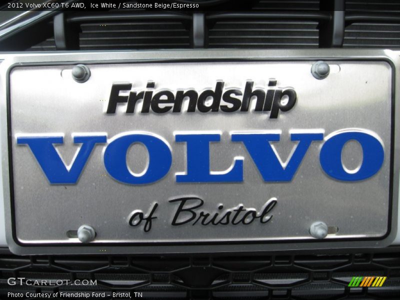 Ice White / Sandstone Beige/Espresso 2012 Volvo XC60 T6 AWD