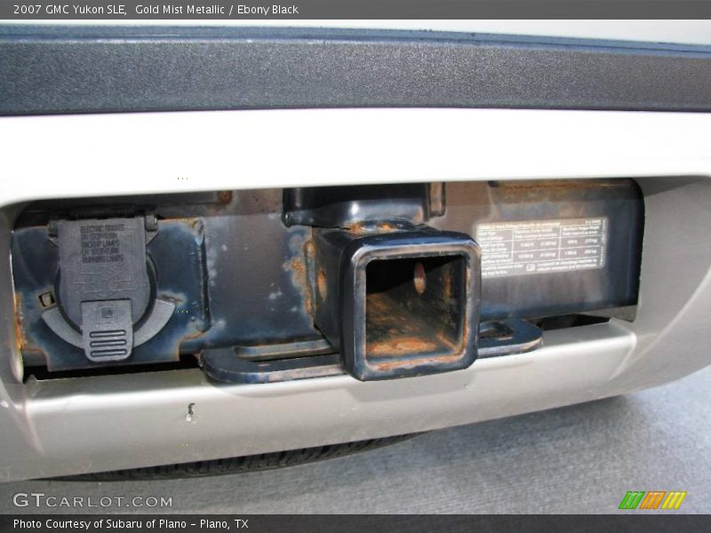 Gold Mist Metallic / Ebony Black 2007 GMC Yukon SLE