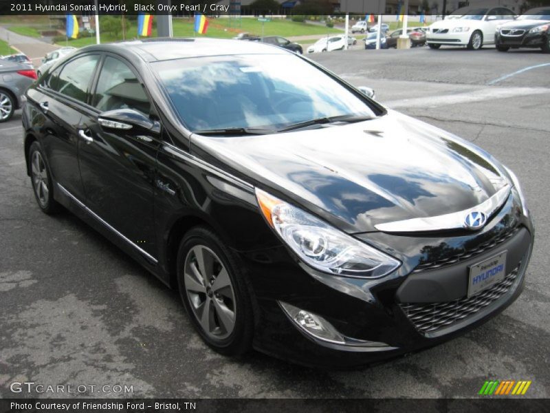 Black Onyx Pearl / Gray 2011 Hyundai Sonata Hybrid