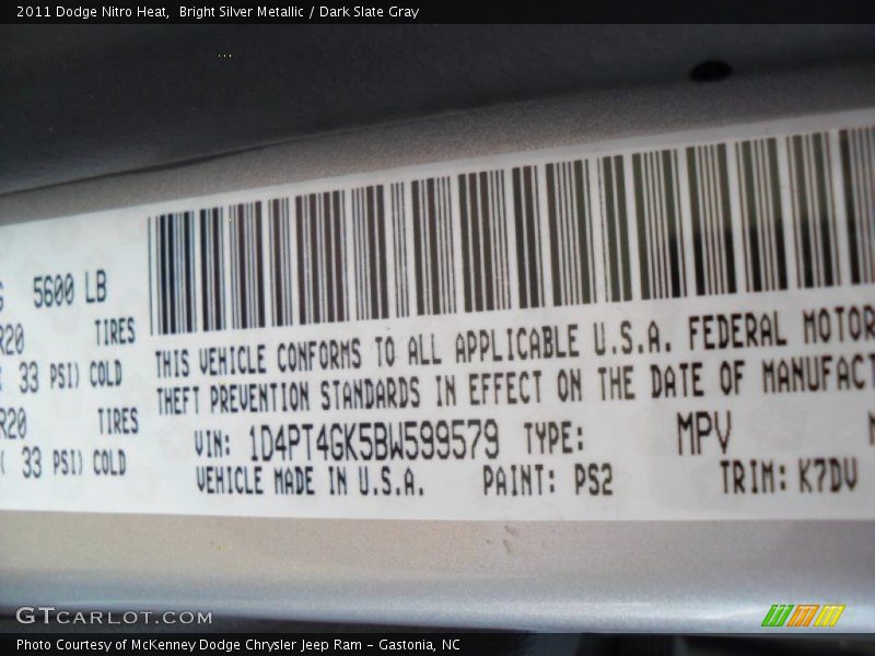 Bright Silver Metallic / Dark Slate Gray 2011 Dodge Nitro Heat