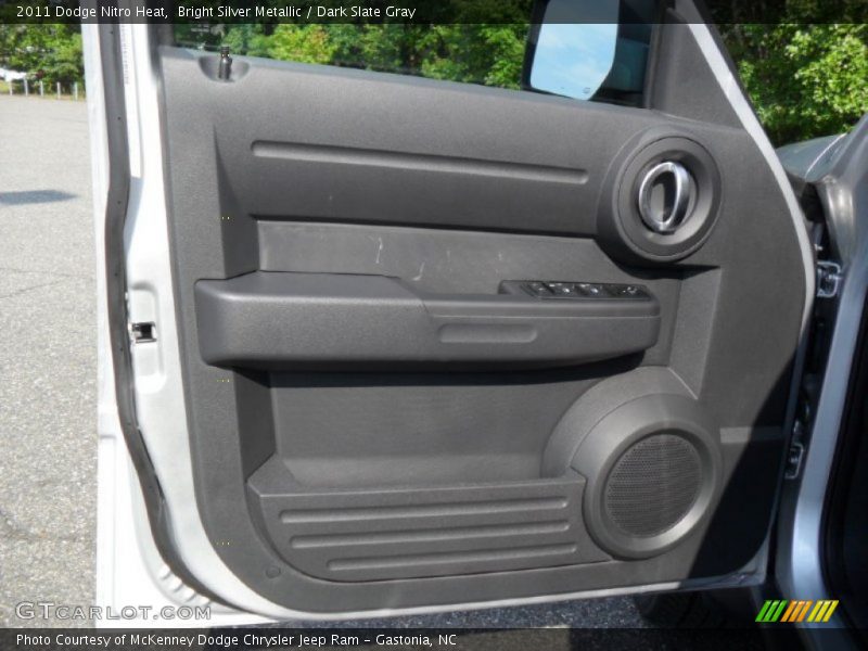 Bright Silver Metallic / Dark Slate Gray 2011 Dodge Nitro Heat