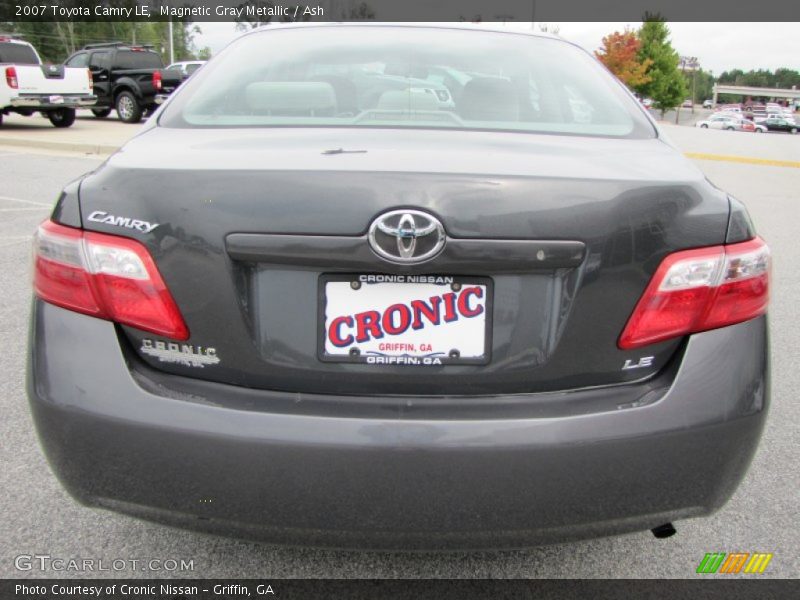 Magnetic Gray Metallic / Ash 2007 Toyota Camry LE