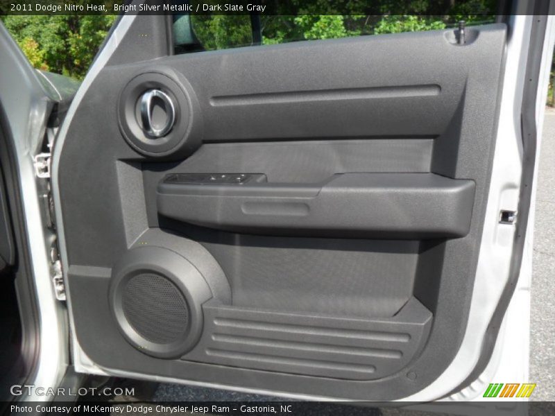 Bright Silver Metallic / Dark Slate Gray 2011 Dodge Nitro Heat